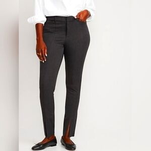 Old Navy - High-Rise Split-Hem Pixie Pants - Black - NWT